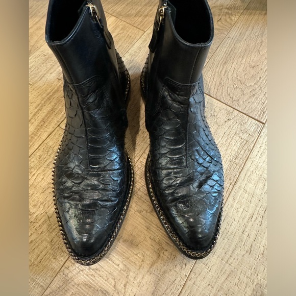 Lanvin python boot with chain - Picture 3 of 8